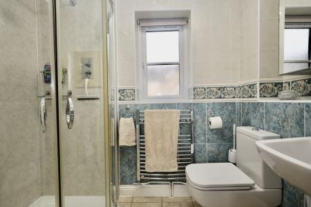 En suite shower room