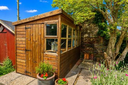 Garden shed
