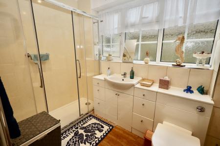 Family bathroom