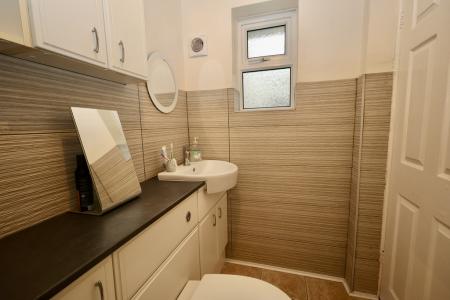 En suite shower room
