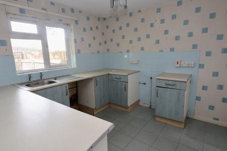 Kitchen with breakfa