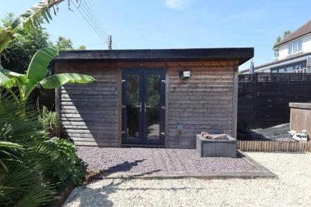 Garden room/store