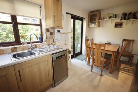 Kitchen / dining roo