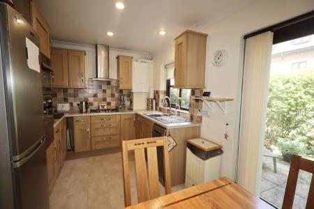 Kitchen / dining roo