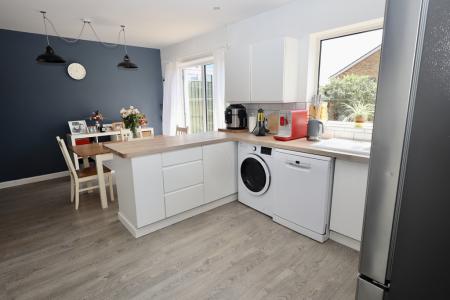 Kitchen diner