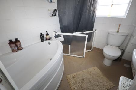 Family bathroom