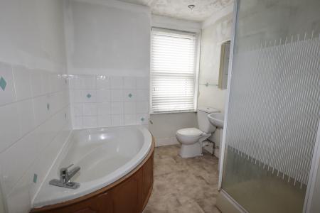 Family bathroom