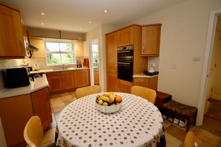 Kitchen diner