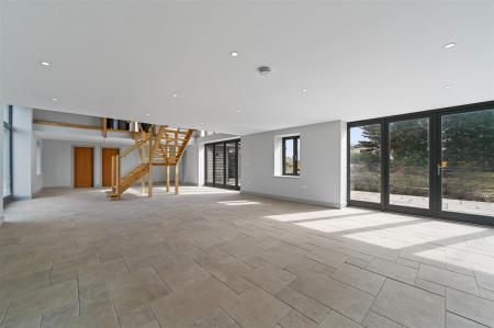 Sitting/Family Room