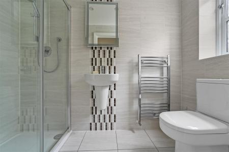 EN-SUITE TO BEDROOM TWO