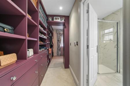 DRESSING AREA / EN-SUITE TO BEDROOM ONE