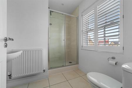 EN-SUITE TO BEDROOM ONE