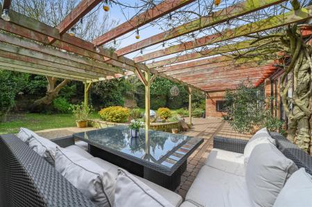 Courtyard Garden