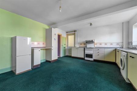 KITCHEN DINING ROOM