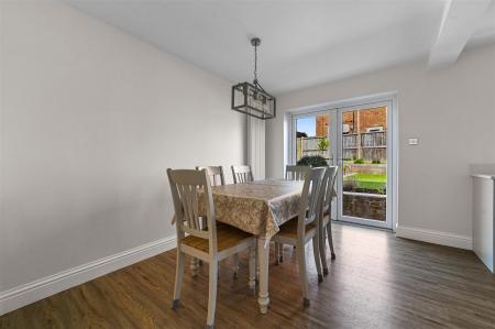 KITCHEN DINING ROOM