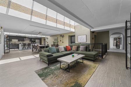 OPEN PLAN LIVING