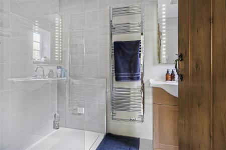 EN-SUITE TO OFFICE/DOWNSTAIRS BEDROOM