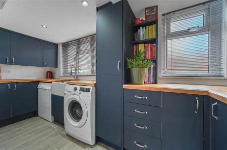 UTILITY ROOM