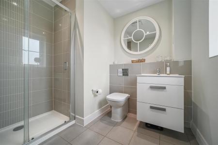 EN-SUITE TO BEDROOM ONE