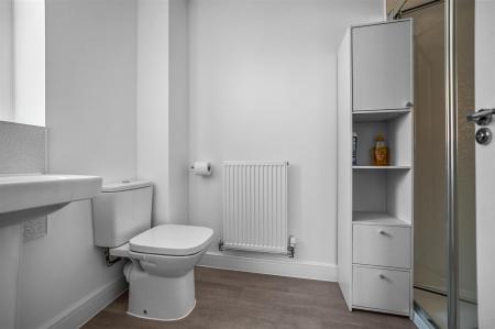 EN-SUITE TO BEDROOM TWO