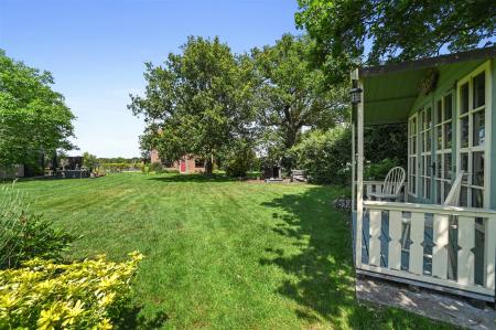 GARDEN