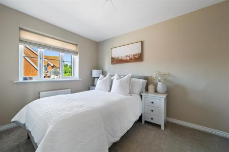 FIRST FLOOR BEDROOM