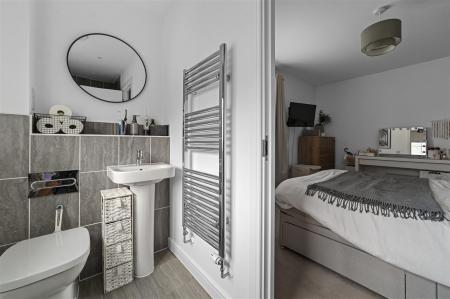EN-SUITE TO BEDROOM ONE