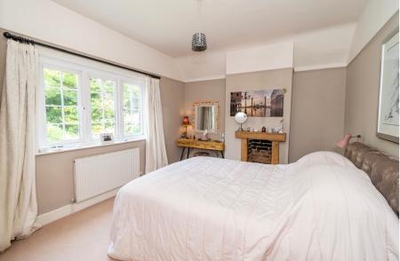 vendors own bed 1 alt.png