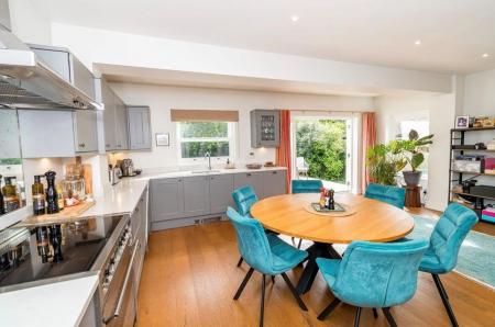 vendors own kit alt.png