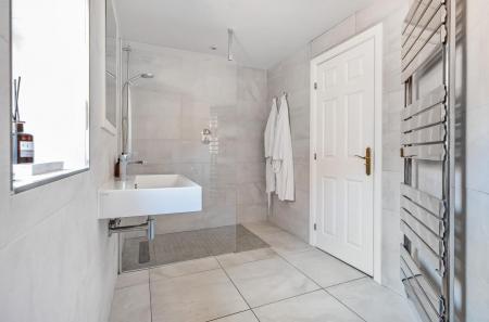 67f8ded2b5719-l-1263642 (18).jpg