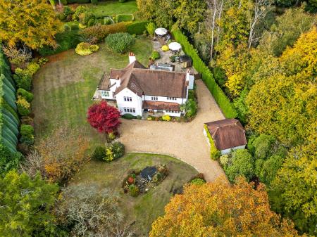 Belgarum - The White House SO53 5AD-1.jpg