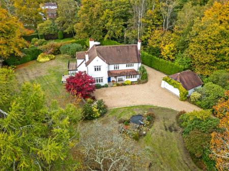 Belgarum - The White House SO53 5AD-3.jpg