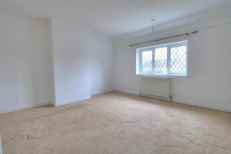 Oakmount Road 60 Bed 1 1.jpg