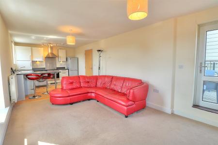 Hut Farm Place 121 Kit Break Sitt (Custom).jpg