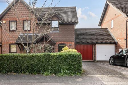 Coach Hill Close 20 (4).jpg