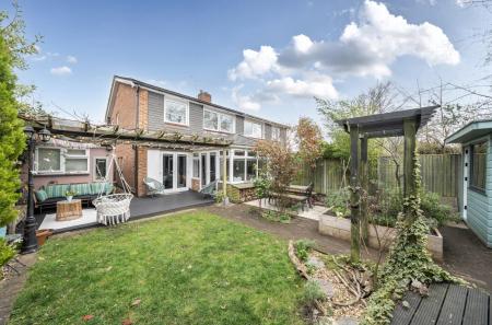 Hazel Close 8 (3).jpg