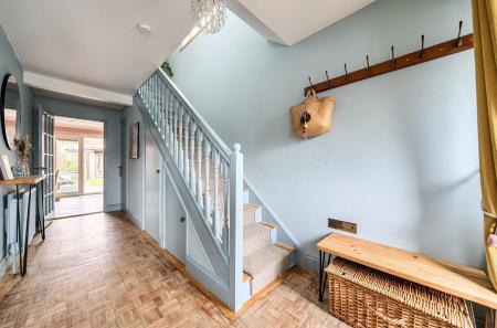 Hazel Close 8 (17).jpg