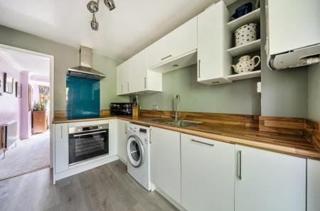 Flexford Close 60 (19).jpg