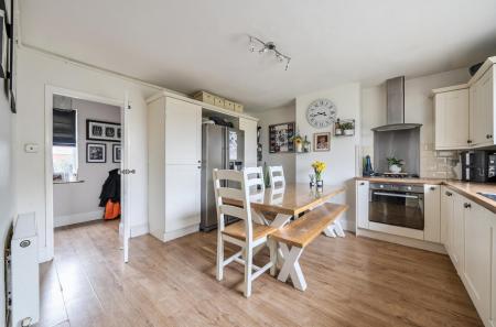 Oakmount Road 20 (18).jpg