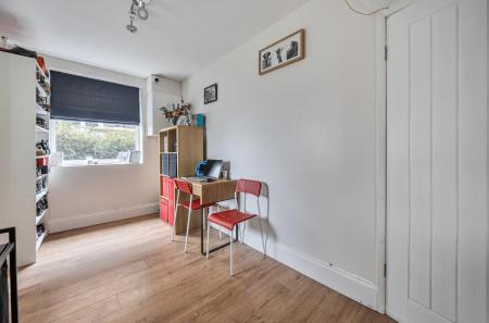 Oakmount Road 20 (1).jpg