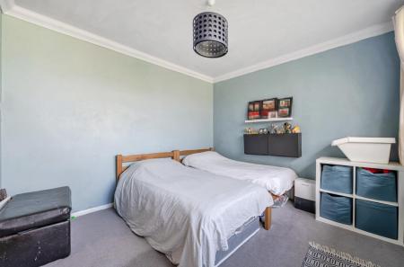 Brownhill Close 5 (1).jpg