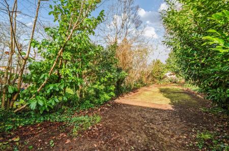 Brownhill Close 5 (5).jpg