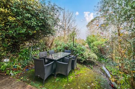 Brownhill Close 5 (6).jpg