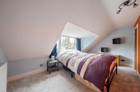 Hook Crescent Silverwood Photos (2).jpg