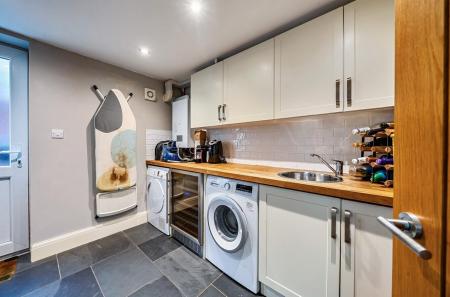 Malcolm Road 22 (8).jpg