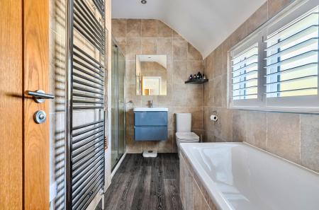 Malcolm Road 22 (4).jpg