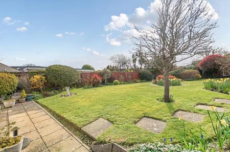 12 Tuscan Walk (4).jpg