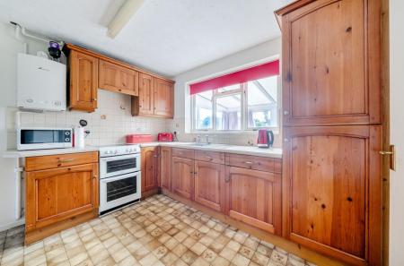 12 Tuscan Walk (18).jpg