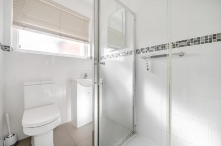 12 Tuscan Walk (14).jpg