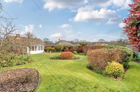 12 Tuscan Walk (7).jpg